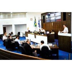 Entram em votação única dois vetos do prefeito Maurício Rivabem na Câmara de Vereadores de Campo Largo